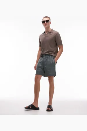 ARKET Kakigrønne shorts med løbesnor i hør