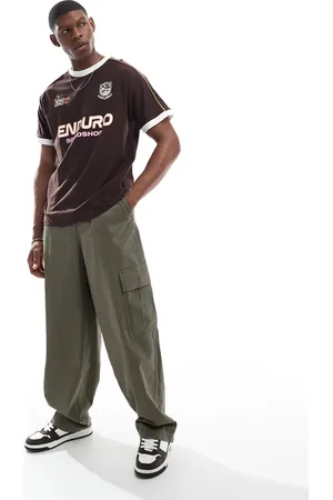 Cotton On Cotton On - Vasket chokoladebrun oversized T-shirt med sportsprint