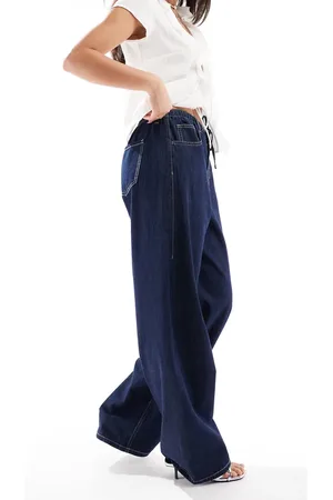 Bershka Jeans med vide ben og løbesnor i taljen i indigoblå vask