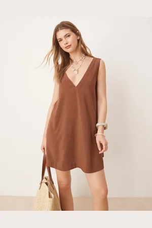 ASOS Chokoladebrun minikjole med dyb V-hals
