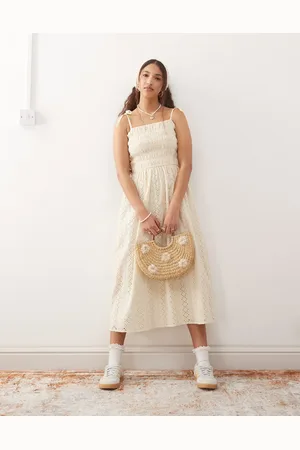Miss Selfridge Kærnemælksgul maxikjole med broderie anglaise og stropper
