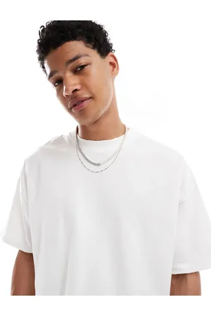Pull&Bear T-shirt med rå kanter i firkantet pasform