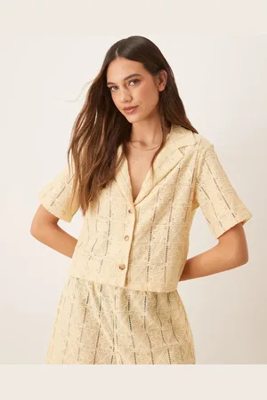 ASOS Kærnemælksgul halvgennemsigtig hæklet skjorte i afslappet pasform - Del af sæt