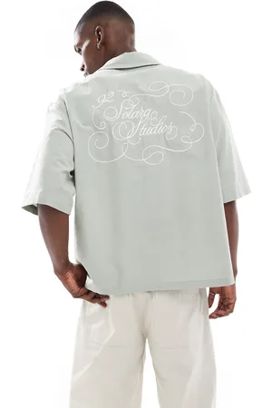 ASOS Oversized og grå skjorte med halve ærmer og rygprint