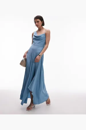 MANGO Draperet oneshoulder-midikjole i lyseblåt satin