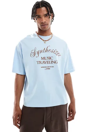 Pull&Bear Synthesizer - Lyseblå T-shirt med grafik på ryggen