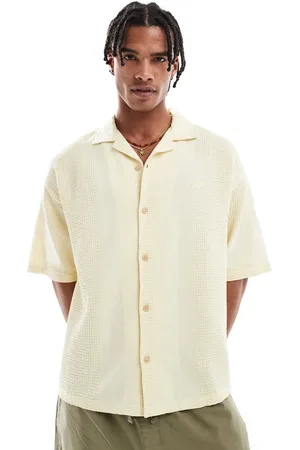 Pull&Bear STWD - Smørgul skjorte med korte ærmer og vaffeltekstur