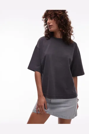 MANGO Premium - Grå T-shirt med sænkede ærmer i firkantet pasform