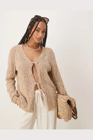 ASOS Cardigan med V-hals, bindebånd foran og hæklede syninger-Neutral