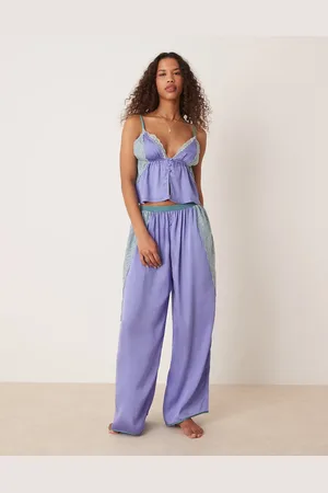 Free People Lilla pyjamassæt med cami-top og bukser