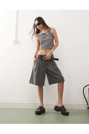 Weekday Skræddersyede lange shorts med vide ben