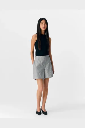 Object Hvide shorts