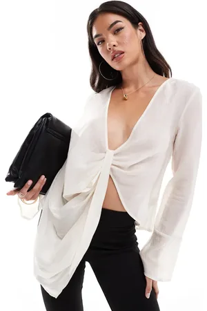 SNDYS Gennemsigtig bluse med plunge og knudedetalje