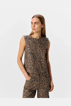 Object Top med leopardprint