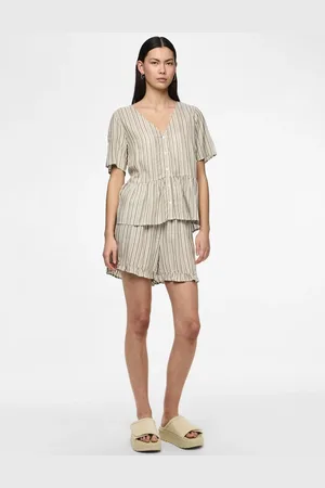 Pieces® Grønstribede shorts-Neutral