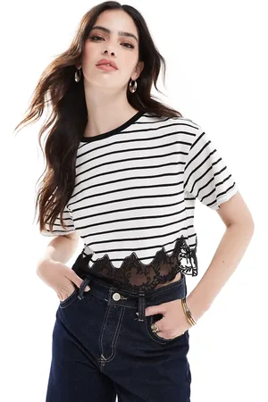 Miss Selfridge Stribet T-shirt med korte ærmer og blondekant-Multifarvet