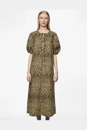 Pieces® Maxikjole med leopardprint-Grå
