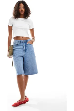 Pieces® Longline-jorts med lige ben i denim i vask