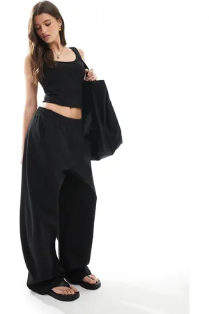 Stradivarius STR - Sorte joggingbukser med barrel-ben