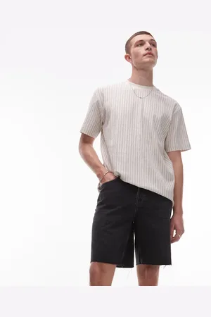 Topman Vasket sorte denimshorts med lige ben og rå kanter