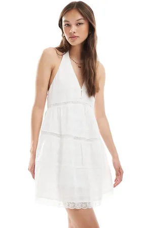 Pull&Bear Lagdelt minikjole med blondekant