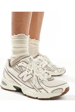 New Balance 740 - og brune sneakers - Kun hos ASOS-Neutral