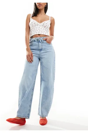 ASOS Jeans med barrel-ben og bælte i lyseblå vask