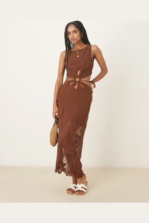 ASOS Chokoladebrun maxikjole med blomsterbroderi og udskæringsdetaljer
