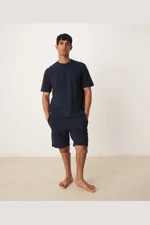 MANGO Marineblåt pyjamassæt med T-shirt og shorts i jersey