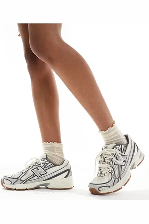 New Balance 740 - Sneakers i /grå - Kun hos ASOS-Neutral