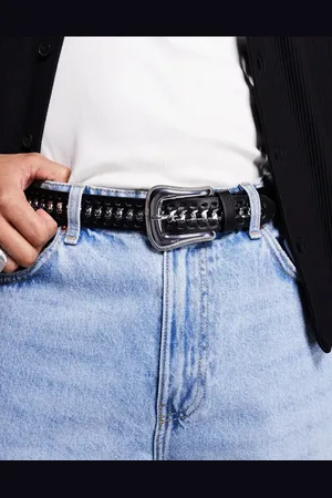 ASOS Bælte i imiteret læder med kæde- og syningsdetaljer