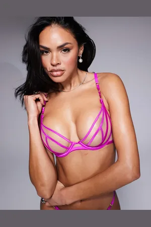 Ann Summers Sheer Desire - BH med dyb udskæring og for