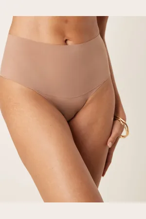 Spanx Undie-dectable - Lysebrune tangatrusser-Neutral
