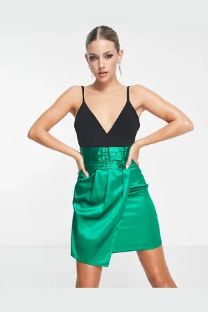 Collective The Label Smaragdgrøn minikjole med plunge og rynket talje - Kun hos ASOS-Sort