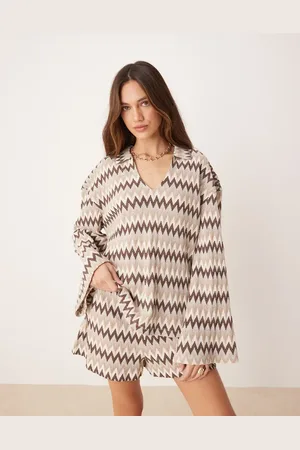 ASOS Oversized top med rugby-krave og brune chevron-striber - Del af sæt-Multifarvet