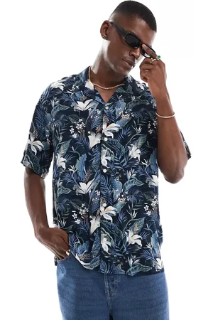 JACK & JONES Marineblå skjorte med reverskrave og korte ærmer i tropisk print