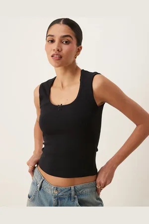 Gina Tricot Top med broderet kant i bomuld