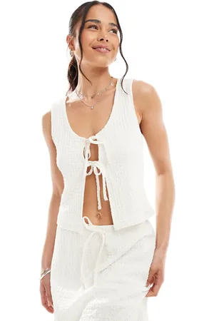 Miss Selfridge Naturfarvet jerseytop med tekstur og bindefront-Neutral