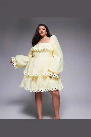 ASOS Curve - Lysegul lagdelt minikjole med pufærmer og kantudskæringer