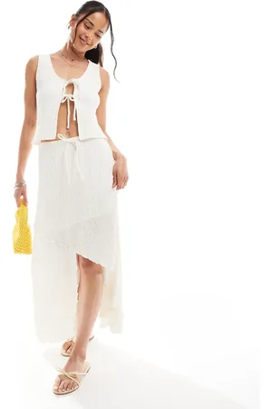 Miss Selfridge Naturfarvet maxikjole i tekstureret jersey med asymmetrisk boho-design - Del af sæt-Neutral