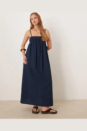 ASOS Maxikjole med smock-snit og rynker over brystet i blød denim med skyllevask-Blå