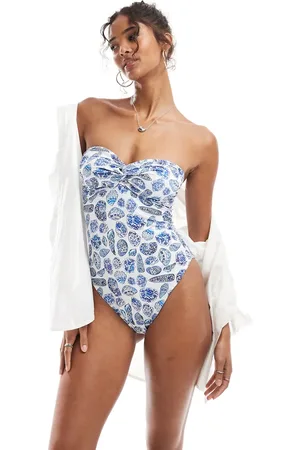 ASOS Shelly - Bandeau-badedragt med strandskalsprint-Blå