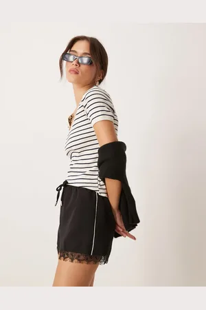 MANGO Cropped baby-T-shirt med rund hals og striber