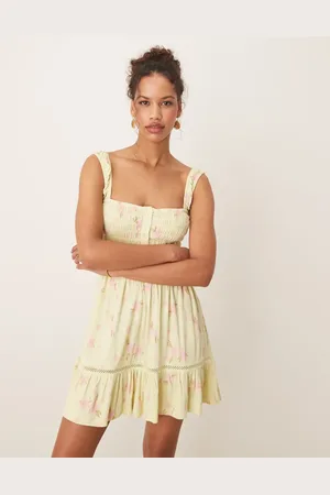 ASOS Grøn og lagdelt minikjole med firkantet hals samt rynker og blondeindsatser i blomstermønster-Multifarvet