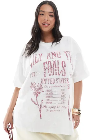 ASOS ASOS DESIGN Curve - og oversized T-shirt med bandgrafik og blondeoverlag