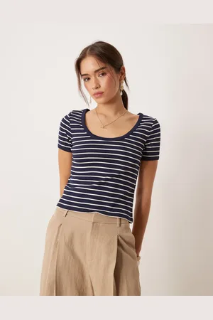 MANGO Cropped baby-T-shirt med rund hals og striber