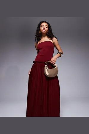 ASOS ASOS DESIGN Petite - Vinrød og plisseret maxikjole med firkantet hals og sænket talje