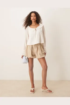 ASOS Og skræddersyede shorts med puffet kant i krølstof-Neutral