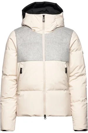 Sail Racing W Race Down Jacket Sport Jackets Padded Jacket Cream