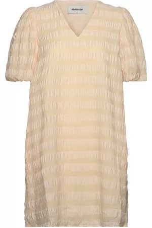 Modstrom Dinomd Dress Kort Kjole Cream